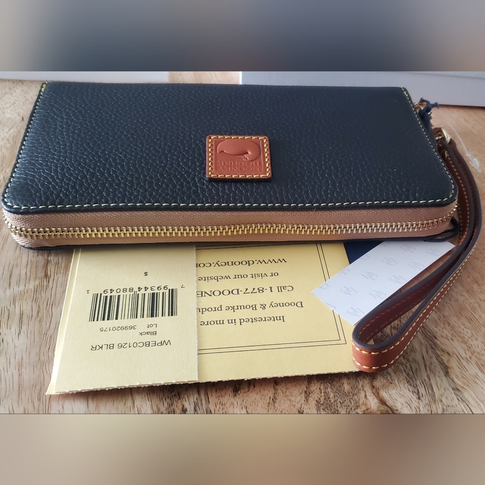 New Dooney & Bourke Pebble Grain Leather Large Zip Around Wallet Black - Picture 5 of 6